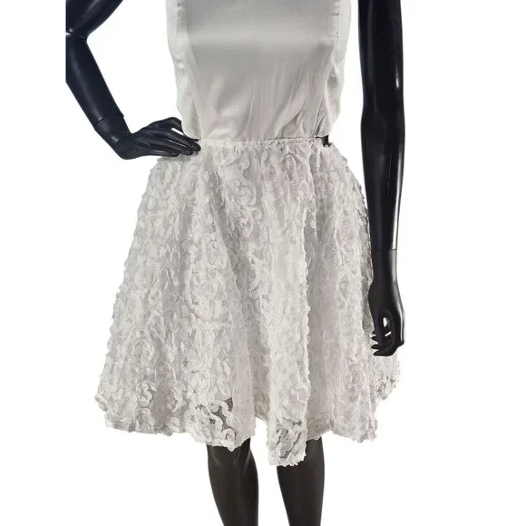 Short White Satin Halter Organza Flower Party Dress - NWT - Fashion Nova - Picture 3 of 11